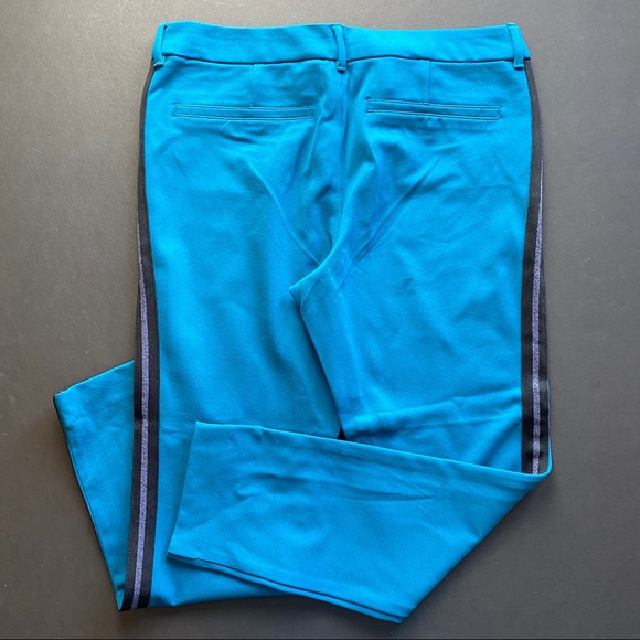 Turquoise Old Navy Pixie pants - Picture 4 of 7